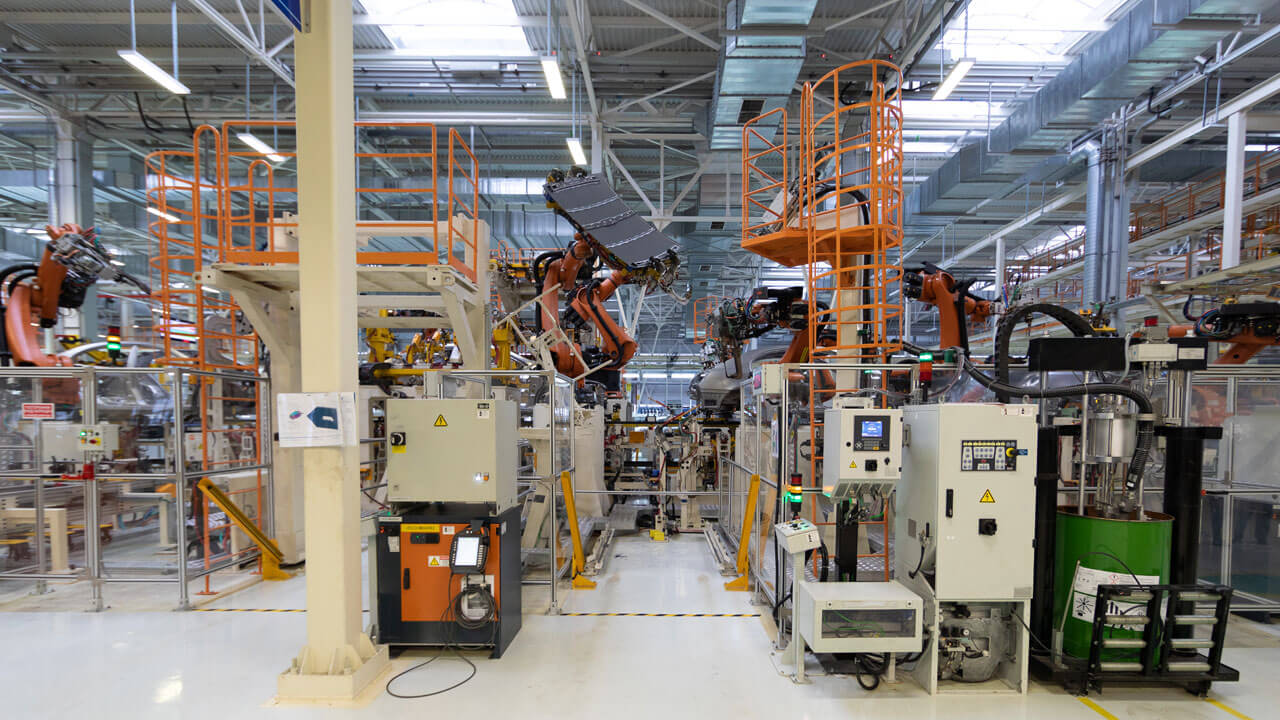 How Online Production Planning Shapes the Manufacturing Realm?