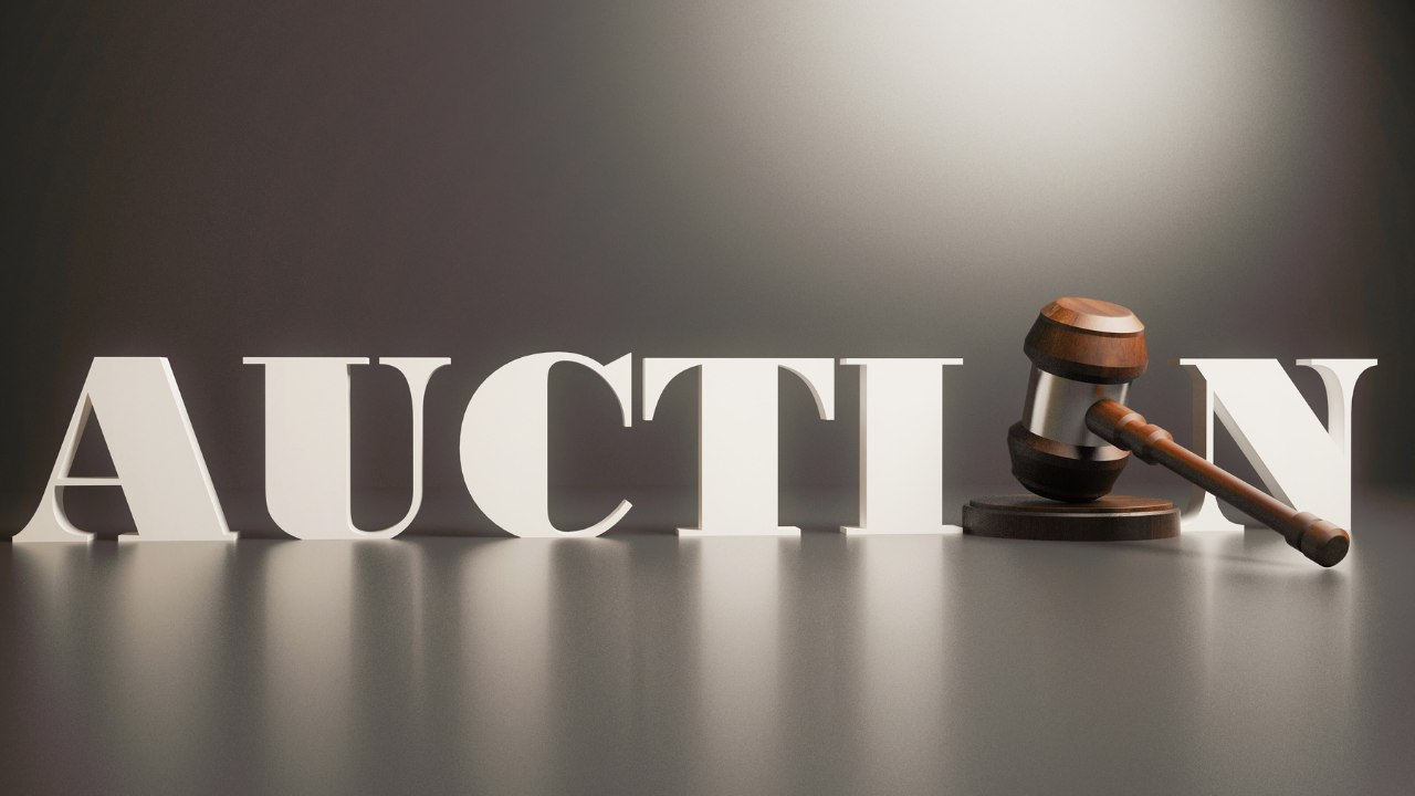 Dynamic Auctions: Enhancing Real-Time Bidding Experiences